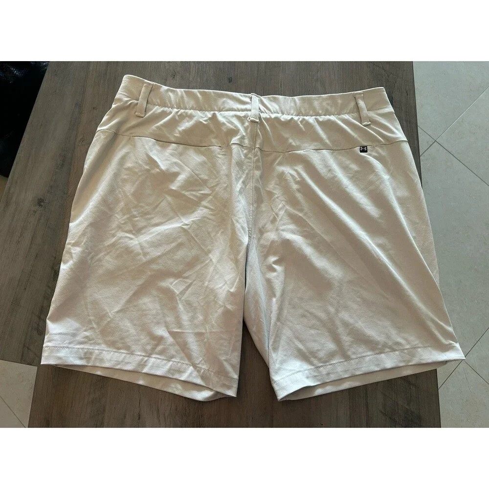 Under Armour Golf Shorts HeatGear Loose Beige Flat Athletic 9